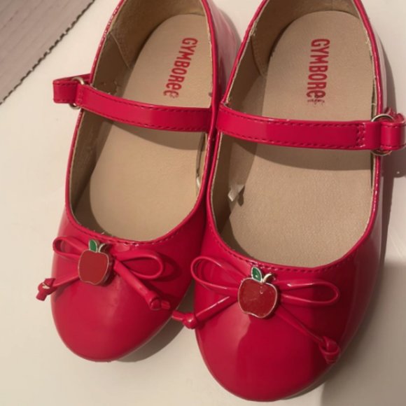 Charming Cherry Red Mary Janes by Gymboree, Girls Size 8 - Picture 4 of 8